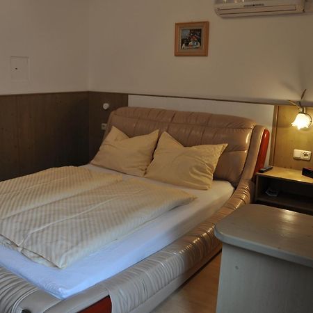Pension Arkadenhof Fürstenfeld Exteriér fotografie