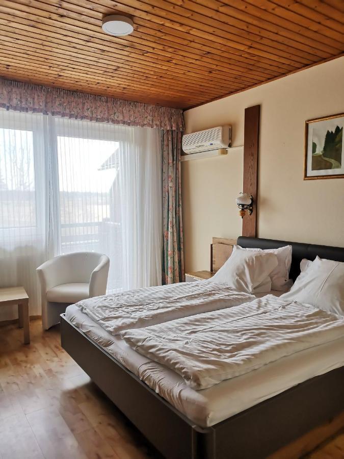 Pension Arkadenhof Fürstenfeld Exteriér fotografie